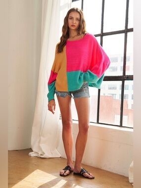 ADORA Loose Fit Colorblock Sweater